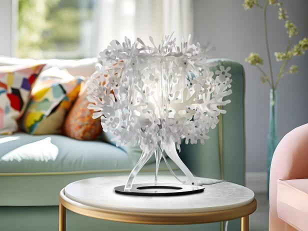 Pot fi elegante florile artificiale?